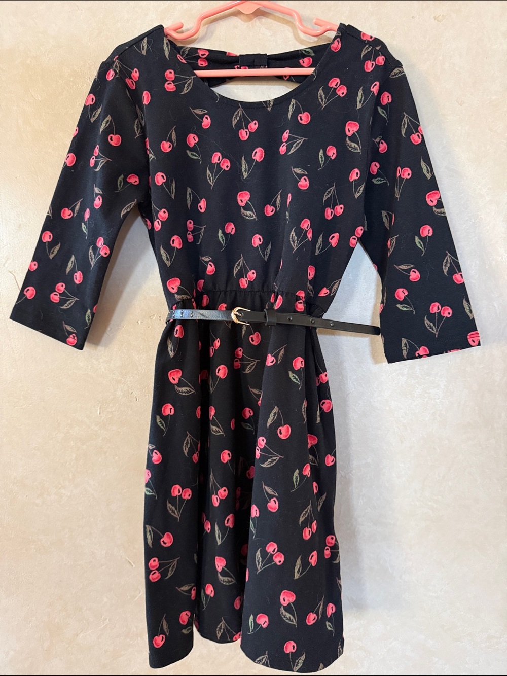 Forever 21 Sz 7/8 children’s Black Cherry Print Fit-and-Flare Dress